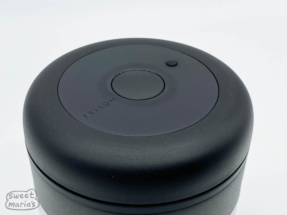Unique lid design - twist to create vacuum