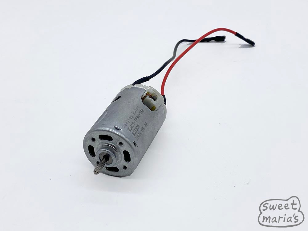  showing the end with threaded screw mounts (only 2 of the 4 are needed!)